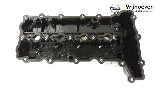 Ventildeckel van een Opel Insignia 1.6 CDTI 16V 2017