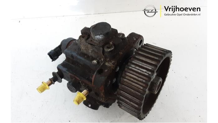 Borg & Beck Mechanical Fuel Pump For Opel Manta A 1.6 / 1.9 (1970-1976)