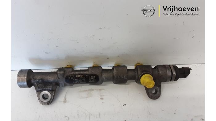 Usagé Système d'injection Opel Combo 1.6 CDTI 16V Prix € 50,00 Règlement à la marge proposé par Autodemontage Vrijhoeven B.V.