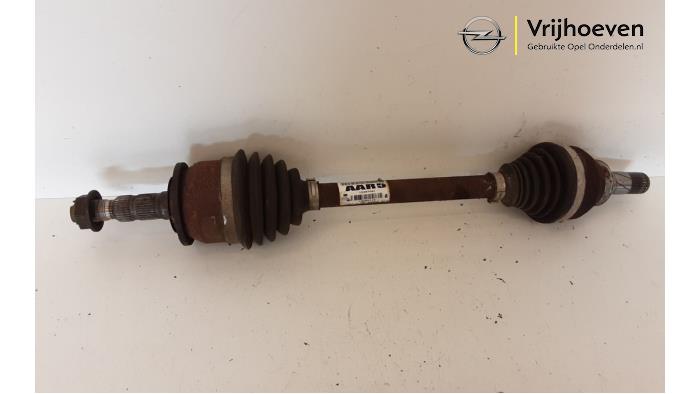 Gebrauchte Antriebswelle links vorne Opel Astra K 1.4 Turbo 16V Preis € 90,00 Margenregelung angeboten von Autodemontage Vrijhoeven B.V.