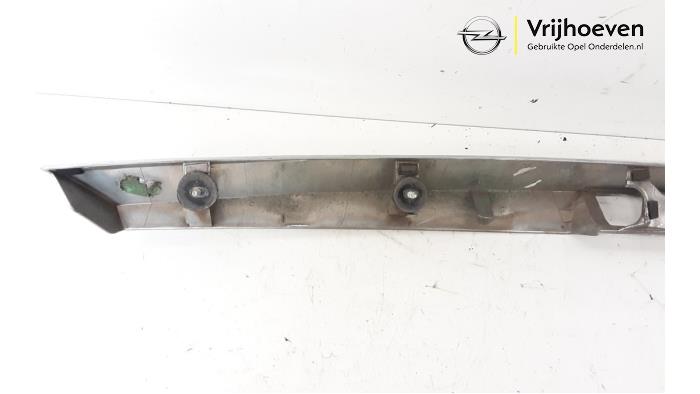Zierleiste Heckklappe Opel Astra H GTC 1.6 16V Twinport - 13182541