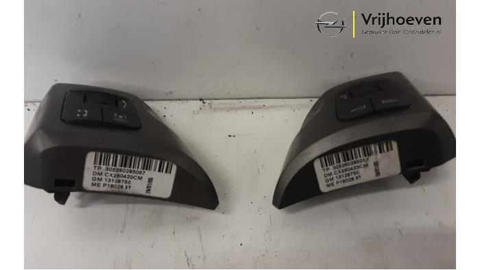 Radiobedienung Lenkrad Opel Astra H GTC 1.6 16V Twinport - 93179288 GM