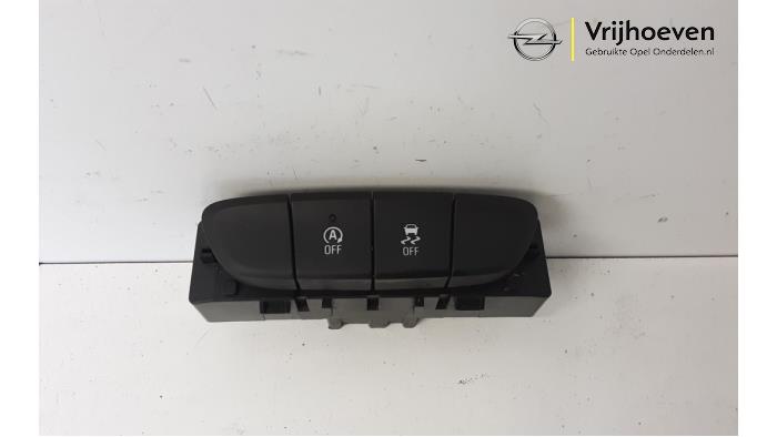 Używane Przelacznik Start/Stop Opel Astra K Sports Tourer 1.0 Turbo 12V Cena € 15,00 Procedura marży oferowane przez Autodemontage Vrijhoeven B.V.