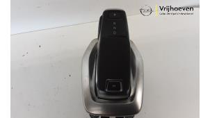 Used Automatic gear selector Opel Corsa F (UB/UH/UP) 1.2 Turbo 12V 130 Price € 175,00 Margin scheme offered by Autodemontage Vrijhoeven B.V.