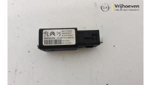 Used AUX / USB connection Opel Corsa F (UB/UH/UP) 1.2 Turbo 12V 130 Price € 20,00 Margin scheme offered by Autodemontage Vrijhoeven B.V.