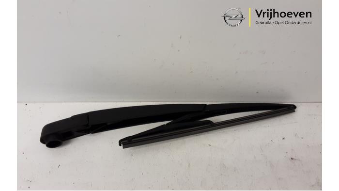 Rear wiper arm from a Opel Corsa F (UB/UH/UP) 1.2 Turbo 12V 100 2020