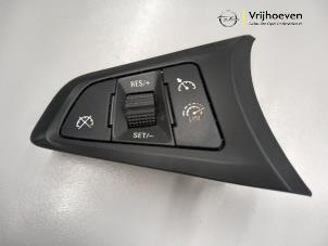 Używane Obsluga tempomatu Opel Astra K 1.6 CDTI 110 16V Cena € 30,00 Procedura marży oferowane przez Autodemontage Vrijhoeven B.V.