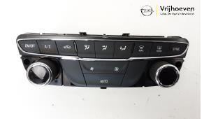 Używane Panel sterowania nagrzewnicy Opel Astra K Sports Tourer 1.0 Turbo 12V Cena € 75,00 Procedura marży oferowane przez Autodemontage Vrijhoeven B.V.