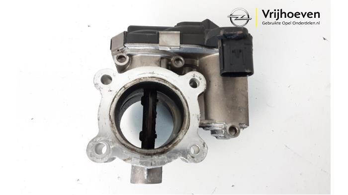 Usagé Boitier papillon Opel Astra K Sports Tourer 1.6 CDTI 136 16V Prix € 25,00 Règlement à la marge proposé par Autodemontage Vrijhoeven B.V.