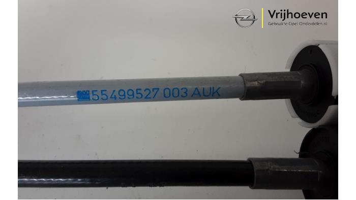 Câble commutation boîte de vitesse d'un Opel Astra K 1.6 CDTI 136 16V 2015