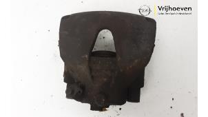 Used Front brake calliper, left Opel Meriva 1.6 16V Price € 35,00 Margin scheme offered by Autodemontage Vrijhoeven B.V.