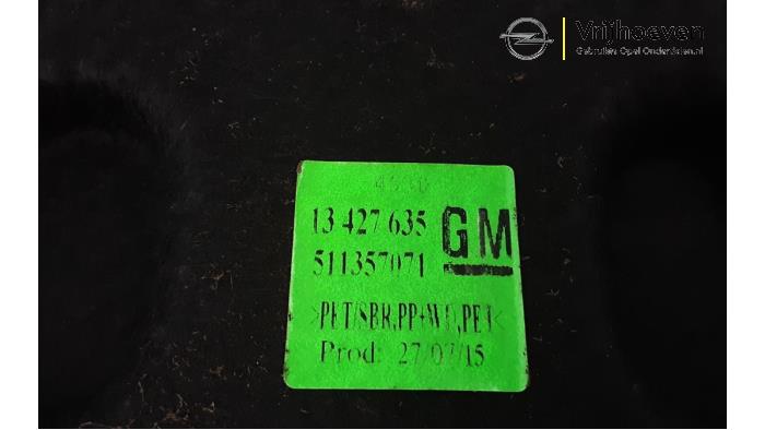 Tapis de coffre d'un Opel Corsa E 1.2 16V 2015