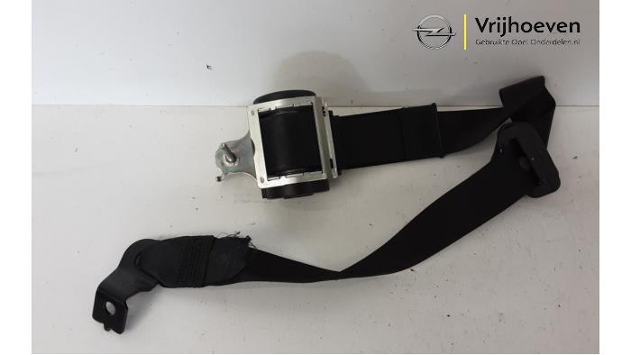 Front seatbelt, right from a Opel Zafira (M75) 2.2 16V Direct Ecotec 2005