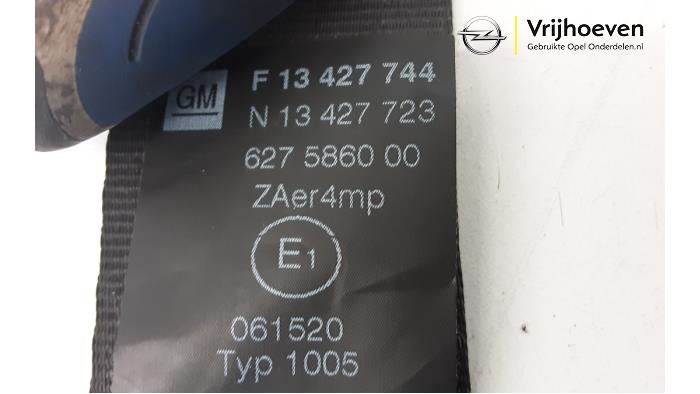 Ceinture de sécurité avant gauche d'un Opel Corsa E 1.0 SIDI Turbo 12V 2015