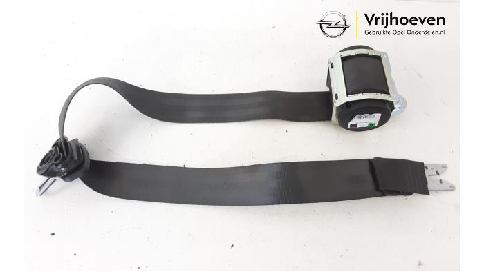 Pas bezpieczenstwa prawy przód z Opel Corsa E 1.0 SIDI Turbo 12V 2015