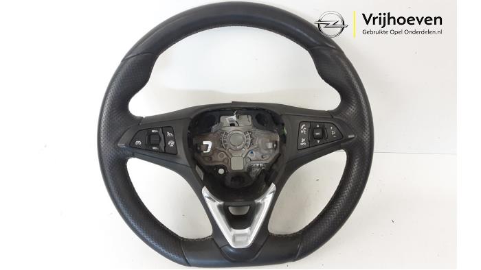 Lenkräder mei oe-nummer 39036008 Vorrat | ProxyParts.de