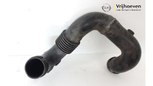 Used Air intake hose Opel Movano 2.3 CDTi 16V FWD Price € 24,20 Inclusive VAT offered by Autodemontage Vrijhoeven B.V.