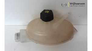 Used Expansion vessel Opel Movano 2.3 CDTi 16V FWD Price € 18,15 Inclusive VAT offered by Autodemontage Vrijhoeven B.V.