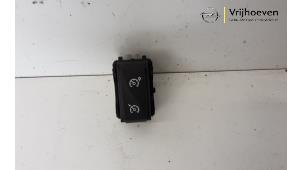 Used Cruise control switch Opel Movano 2.3 CDTi 16V FWD Price € 15,00 Inclusive VAT offered by Autodemontage Vrijhoeven B.V.