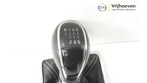 Used Gear stick knob Opel Astra J (PC6/PD6/PE6/PF6) 1.4 Turbo 16V Price € 30,00 Margin scheme offered by Autodemontage Vrijhoeven B.V.