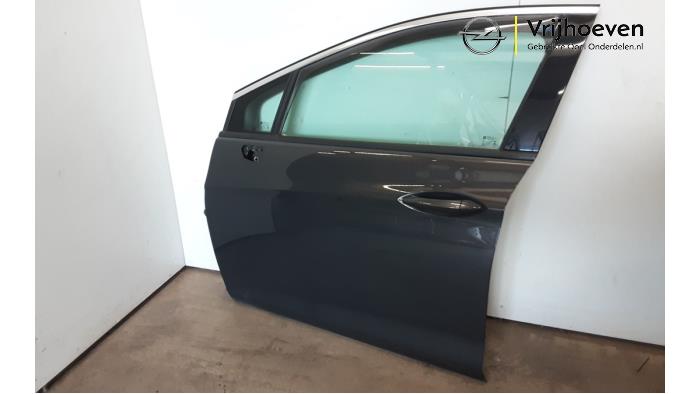 Drzwi lewe przednie wersja 4-drzwiowa z Opel Astra K Sports Tourer 1.6 CDTI 110 16V 2016