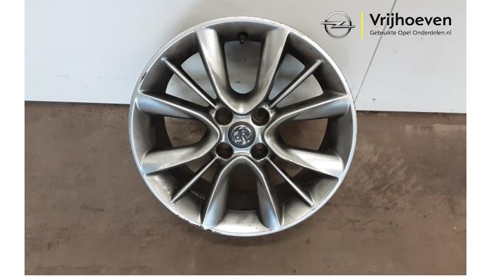 Używane Obrecz Opel Adam 1.2 16V Cena € 75,00 Procedura marży oferowane przez Autodemontage Vrijhoeven B.V.
