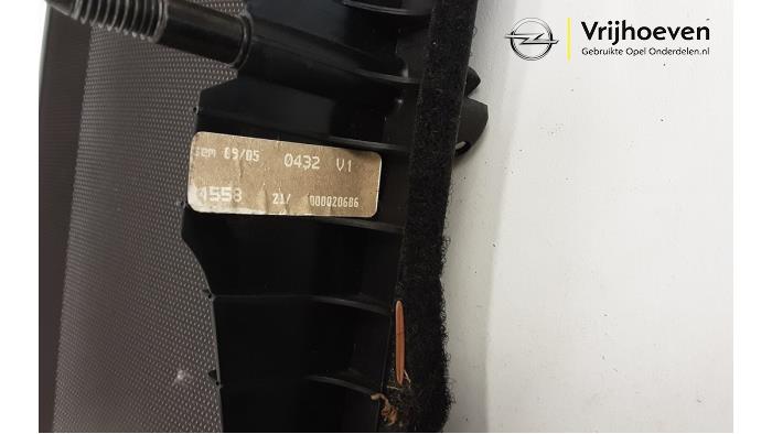 Brise-vent d'un Opel Tigra Twin Top 1.4 16V 2007