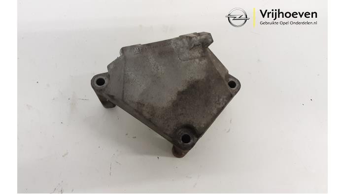 Used Engine mount Opel Tigra Twin Top 1.4 16V Price € 15,00 Margin scheme offered by Autodemontage Vrijhoeven B.V.