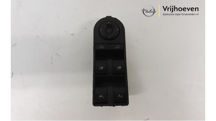 Usados Interruptor combinado de ventanillas Opel Tigra Twin Top 1.4 16V Precio € 70,00 Norma de margen ofrecido por Autodemontage Vrijhoeven B.V.