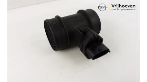Used Airflow meter Opel Tigra Twin Top 1.4 16V Price € 20,00 Margin scheme offered by Autodemontage Vrijhoeven B.V.