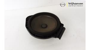 Gebrauchte Lautsprecher Opel Adam 1.2 Preis € 15,00 Margenregelung angeboten von Autodemontage Vrijhoeven B.V.