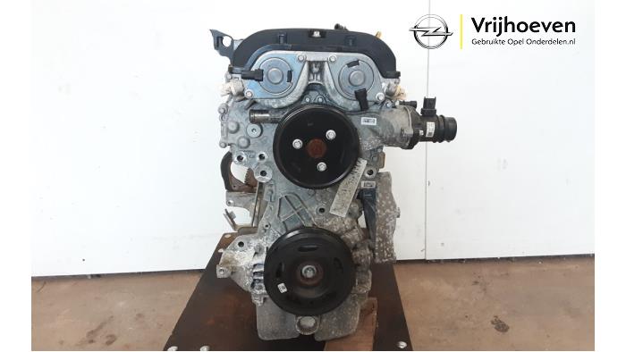 Engine from a Opel Adam 1.4 16V 2018