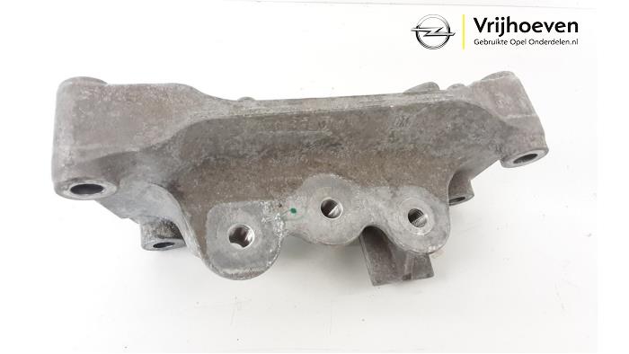 Used Engine mount Opel Astra K Sports Tourer 1.2 Turbo 12V Price € 30,00 Margin scheme offered by Autodemontage Vrijhoeven B.V.