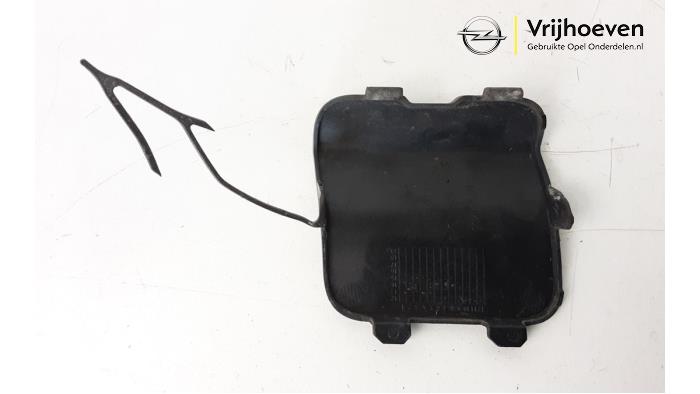Protection crochet de remorquage arrière d'un Opel Cascada 1.6 Turbo 16V 2015