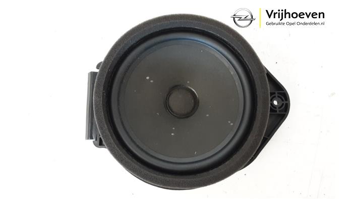 Speaker from a Opel Meriva 1.3 CDTI 16V 2013