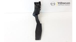 Used Accelerator pedal Opel Cascada 1.6 Turbo 16V Price € 20,00 Margin scheme offered by Autodemontage Vrijhoeven B.V.