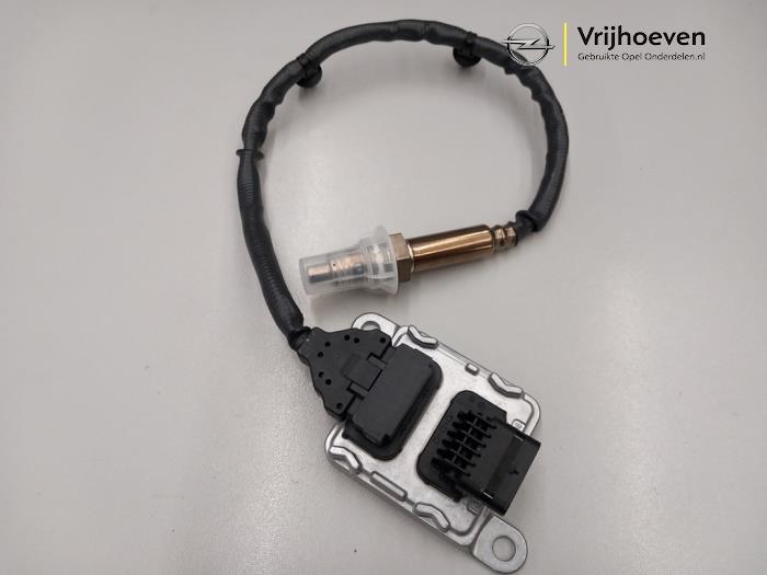 NOx-sensor från en Opel Insignia 2.0 CDTI 16V 170 2014