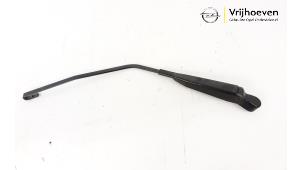 Used Rear wiper arm Opel Agila (A) 1.2 16V Price € 15,00 Margin scheme offered by Autodemontage Vrijhoeven B.V.