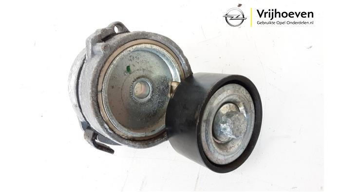 Usados Tensor correa múltiple Opel Corsa F (UB/UH/UP) 1.2 Turbo 12V 100 Precio € 20,00 Norma de margen ofrecido por Autodemontage Vrijhoeven B.V.
