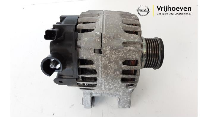 Gebrauchte Dynamo Opel Corsa F (UB/UH/UP) 1.2 Turbo 12V 100 Preis € 50,00 Margenregelung angeboten von Autodemontage Vrijhoeven B.V.