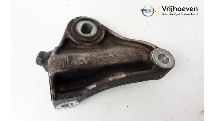 Gebrauchte Motorlager Opel Corsa E 1.6 OPC Turbo 16V Preis € 10,00 Margenregelung angeboten von Autodemontage Vrijhoeven B.V.