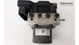 Used ABS pump Opel Grandland/Grandland X 1.5 CDTI Price € 175,00 Margin scheme offered by Autodemontage Vrijhoeven B.V.