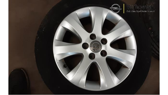 Felgen Set + Reifen van een Opel Meriva 1.4 Turbo 16V Ecotec 2012
