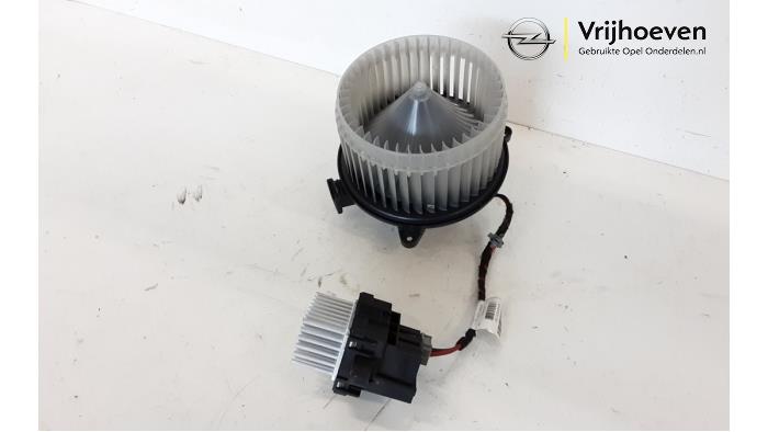 Motor de ventilador de calefactor de un Opel Meriva 1.4 Turbo 16V Ecotec 2012