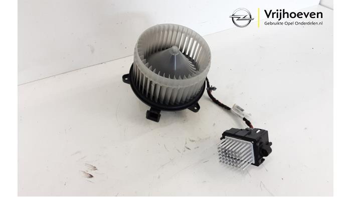 Motor de ventilador de calefactor de un Opel Meriva 1.4 Turbo 16V Ecotec 2012
