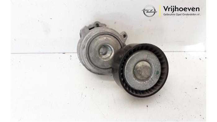 Usados Rodillo tensor correa múltiple Opel Corsa F (UB/UH/UP) 1.2 12V 75 Precio € 40,00 Norma de margen ofrecido por Autodemontage Vrijhoeven B.V.
