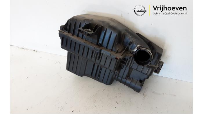 Begagnade Luftfilterhus Opel Corsa F (UB/UH/UP) 1.2 12V 75 Pris € 30,00 Marginaltabell erbjuds av Autodemontage Vrijhoeven B.V.