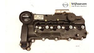 Usados Tapa de válvulas Opel Astra K 1.6 CDTI 110 16V Precio € 40,00 Norma de margen ofrecido por Autodemontage Vrijhoeven B.V.