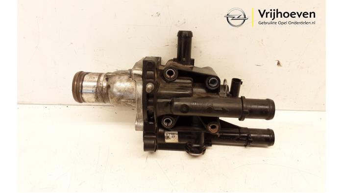 Gebrauchte Thermostatgehäuse Opel Corsa D 1.6i OPC 16V Turbo Preis € 75,00 Margenregelung angeboten von Autodemontage Vrijhoeven B.V.