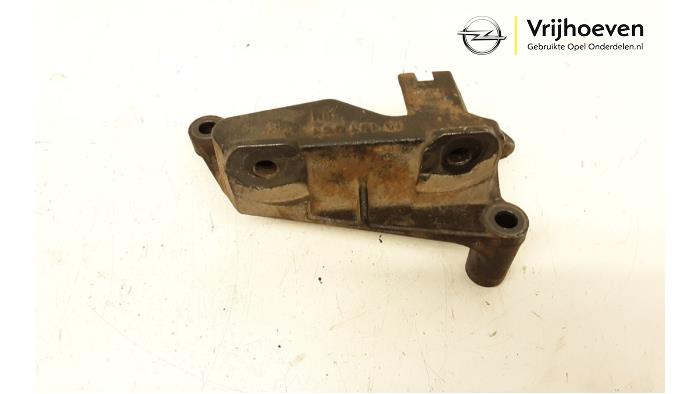 Used Engine mount Opel Corsa D 1.6i OPC 16V Turbo Price € 15,00 Margin scheme offered by Autodemontage Vrijhoeven B.V.